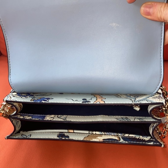 Tory Burch Robinson Blue Floral Handbag - Picture 6 of 8